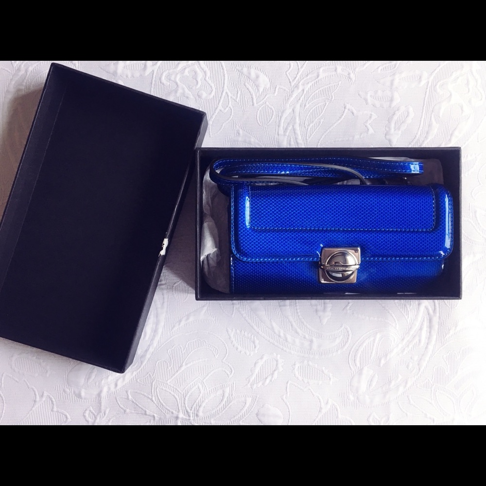 Marc by Marc Jacobs NWT top wallet/purse/bag